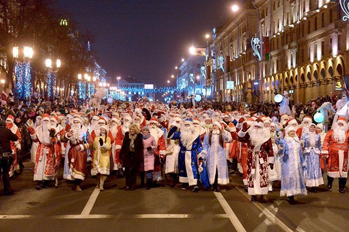 Перекрытие движения транспорта 20 декабря в связи с проведением праздничного шествия Дедов Морозов и Снегурочек!